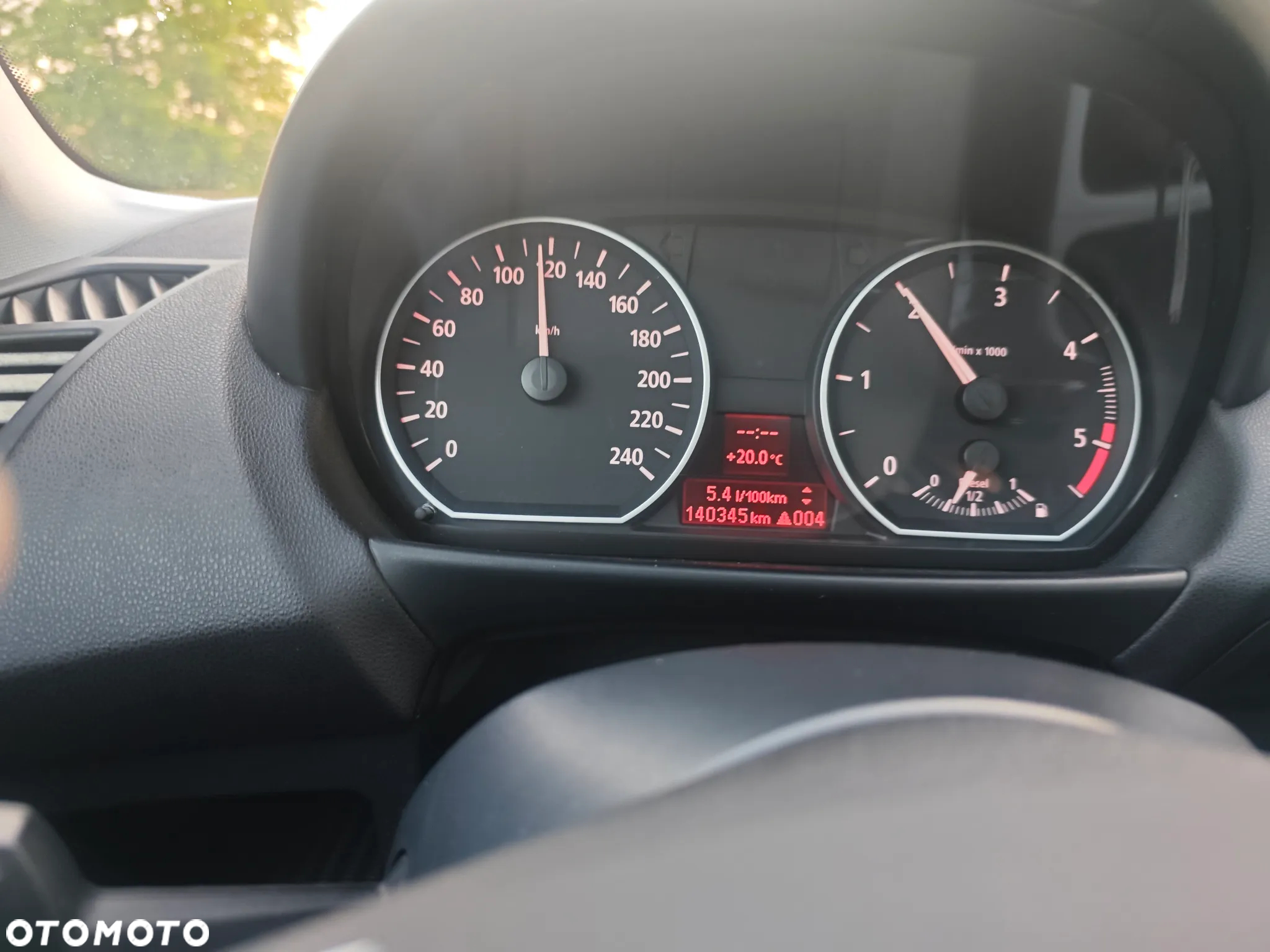 BMW Seria 1 120d DPF - 9