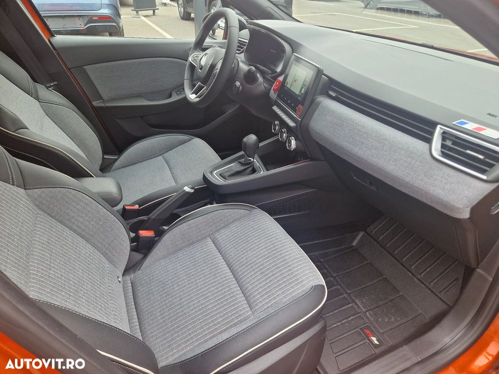 Renault Clio V E-Tech 145 Techno - 27