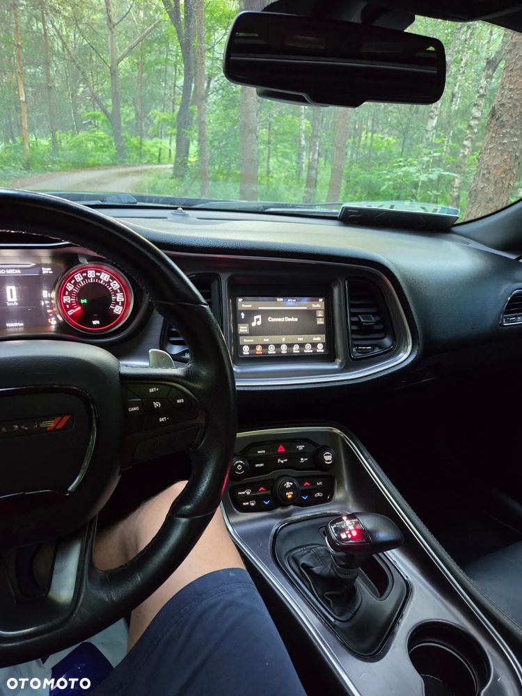 Dodge Challenger Automatik R/T Plus - 12