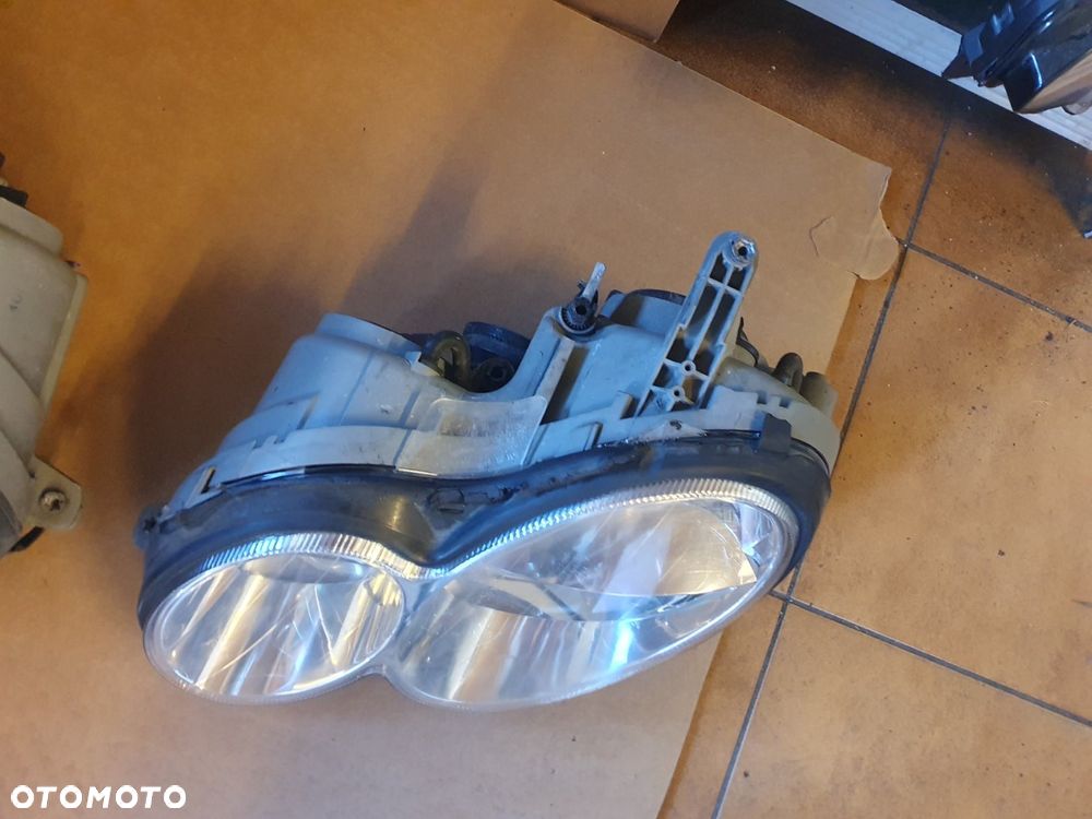 REFLEKTOR LEWY MERCEDES C209 CLK EUROPA - 4