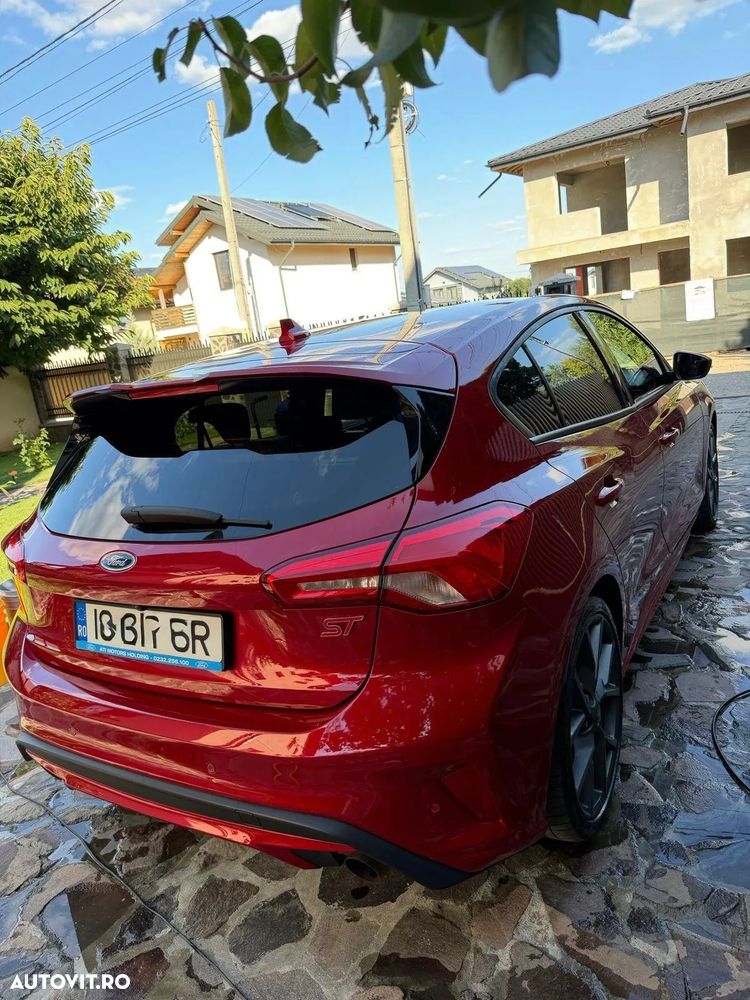Ford Focus - 6
