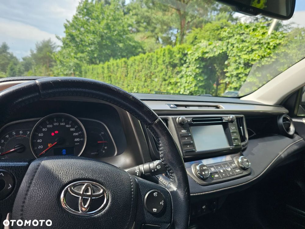 Toyota RAV4 2.0 D-4D Active - 10