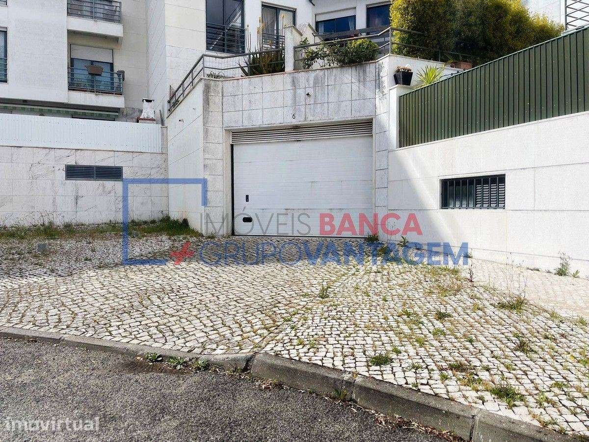 APARTAMENTO T3 COM GARAGEM E ARRECADAÇÃO - Grande imagem: 5/11