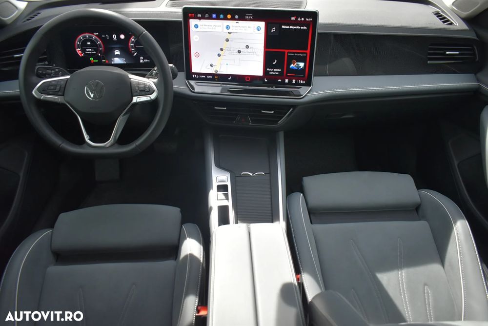 Volkswagen Passat 1.5 eTSI DSG MHEV Business - 18