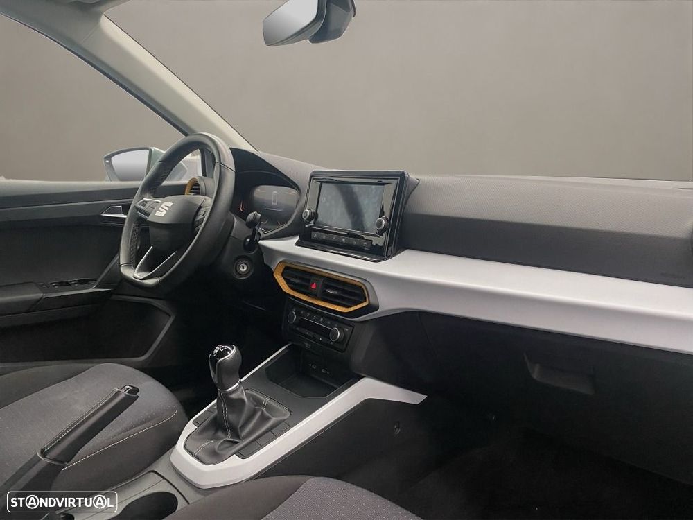 SEAT Arona 1.0 TSI Wave - 12