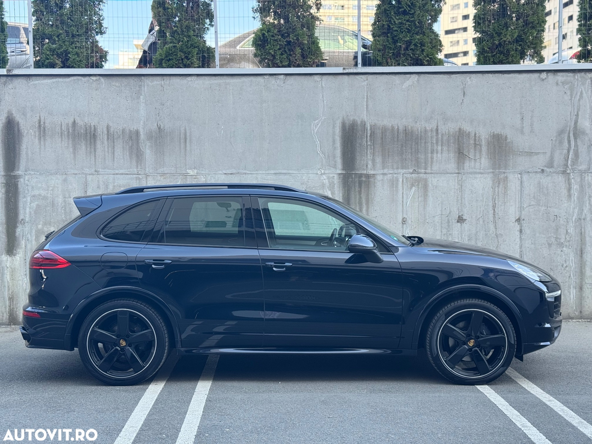 Porsche Cayenne Diesel Platinum Edition - 12