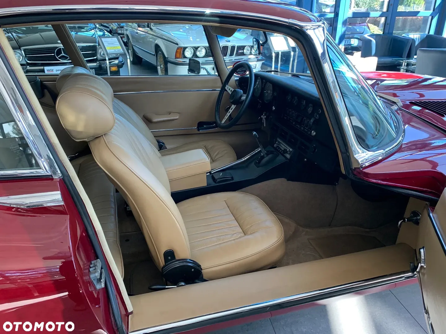 Jaguar E-Type - 13