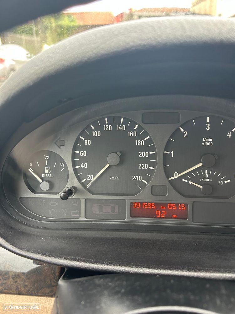 BMW 320 d Touring - 7