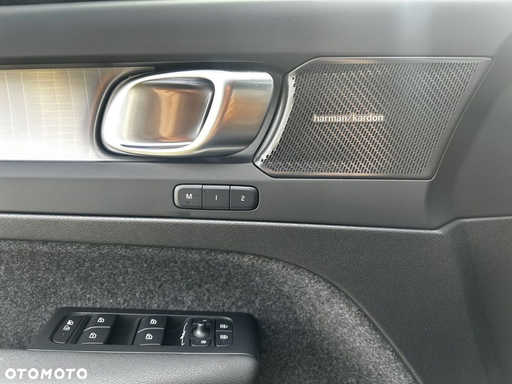 Volvo XC 40 - 20