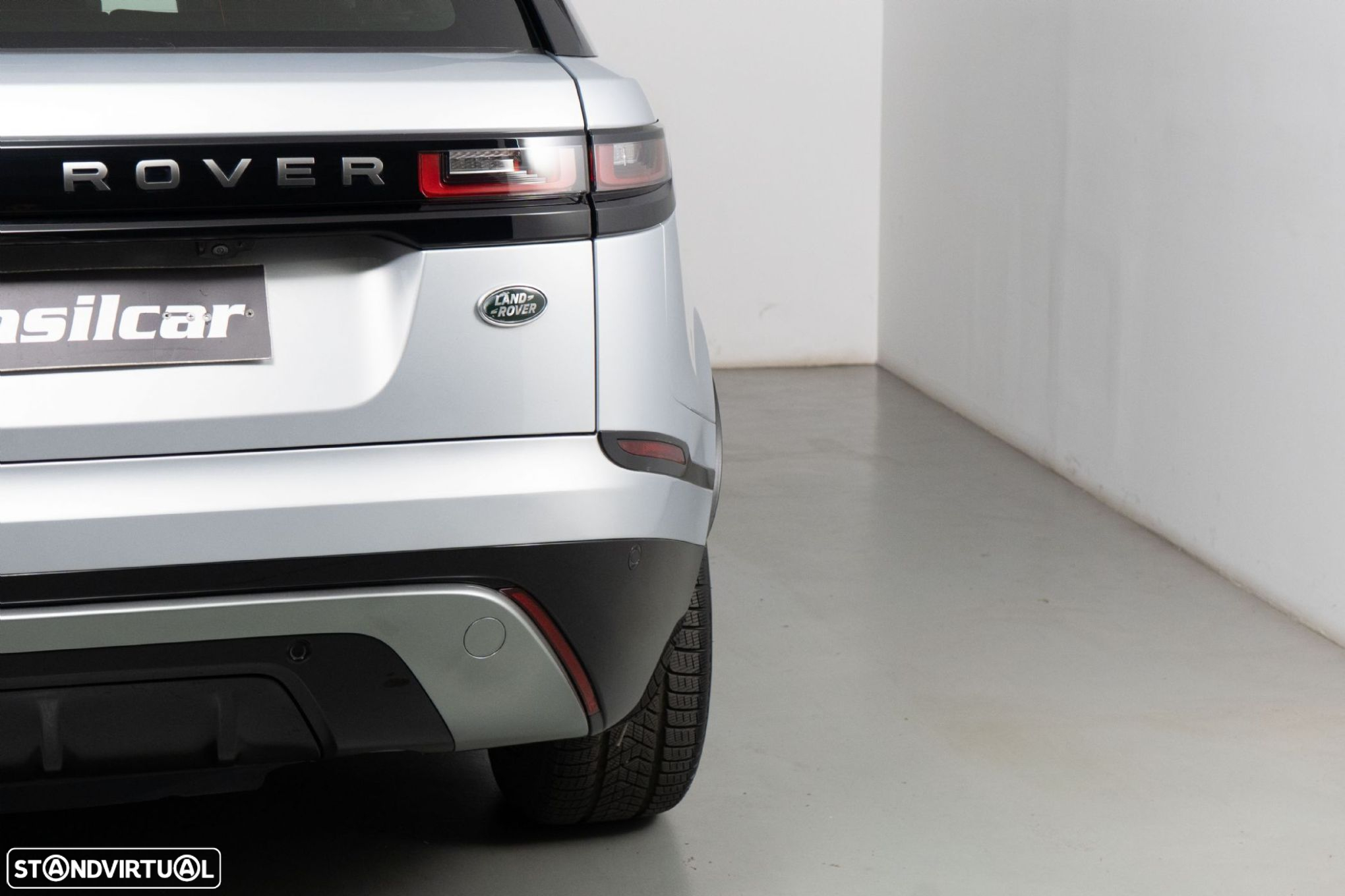 Land Rover Range Rover Velar 2.0 P400e AWD R-Dynamic - 17