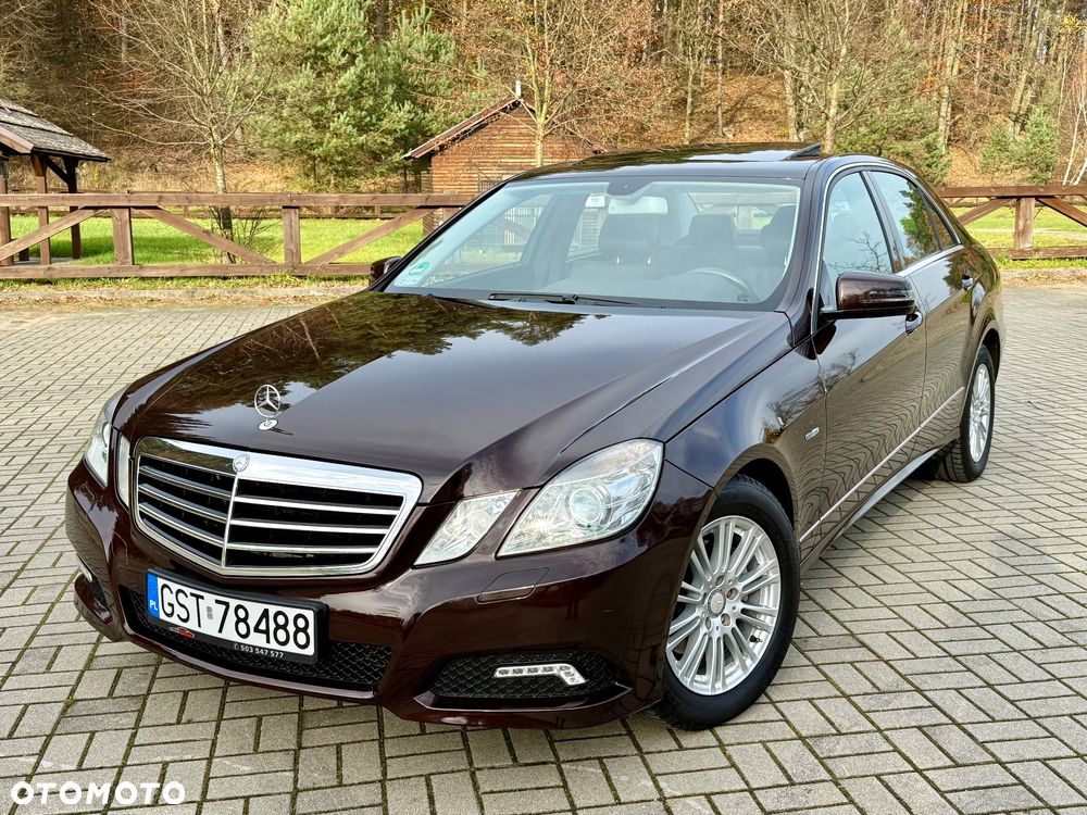 Mercedes-Benz Klasa E 200 BlueEFFICIENCY 7G-TRONIC Avantgarde - 4