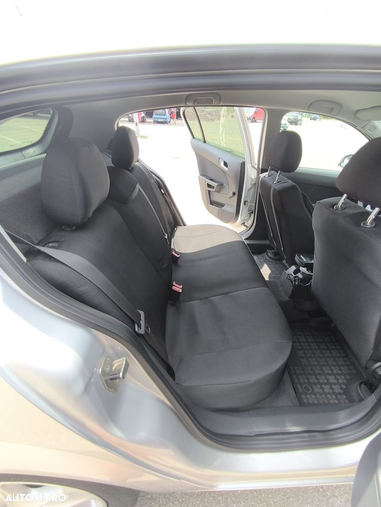 Opel Astra 1.7 CDTI ECOTEC - 16