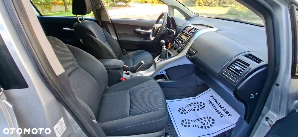 Toyota Auris 1.6 Comfort - 24