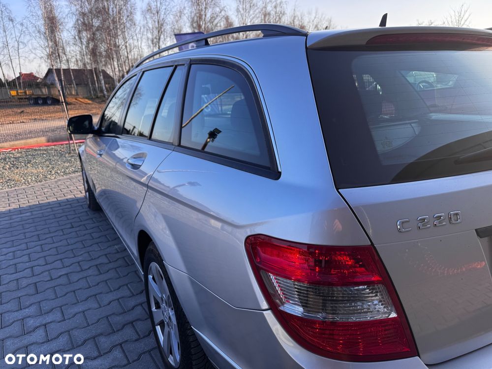 Mercedes-Benz Klasa C 220 CDI DPF Automatik Elegance - 12