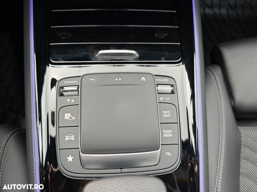 Mercedes-Benz GLA 200 d 4Matic 8G-DCT - 23