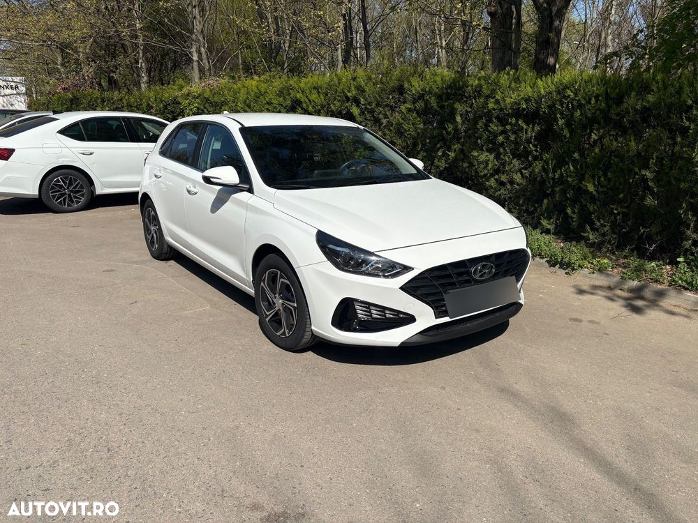 Hyundai i30 1.5 110CP 5DR M/T Highway - 15