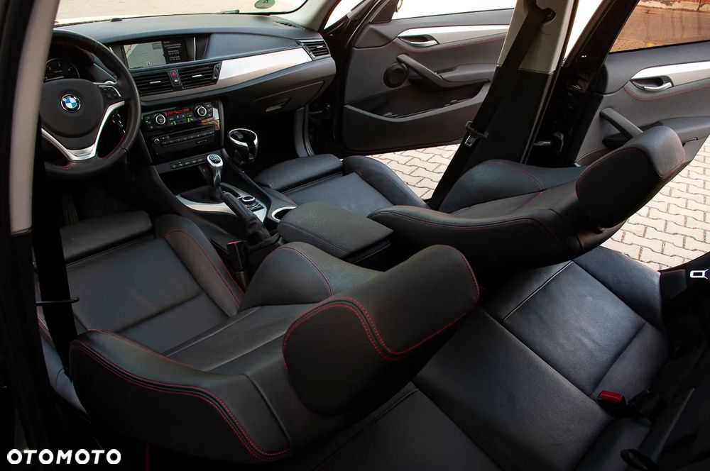 BMW X1 xDrive18d xLine - 29