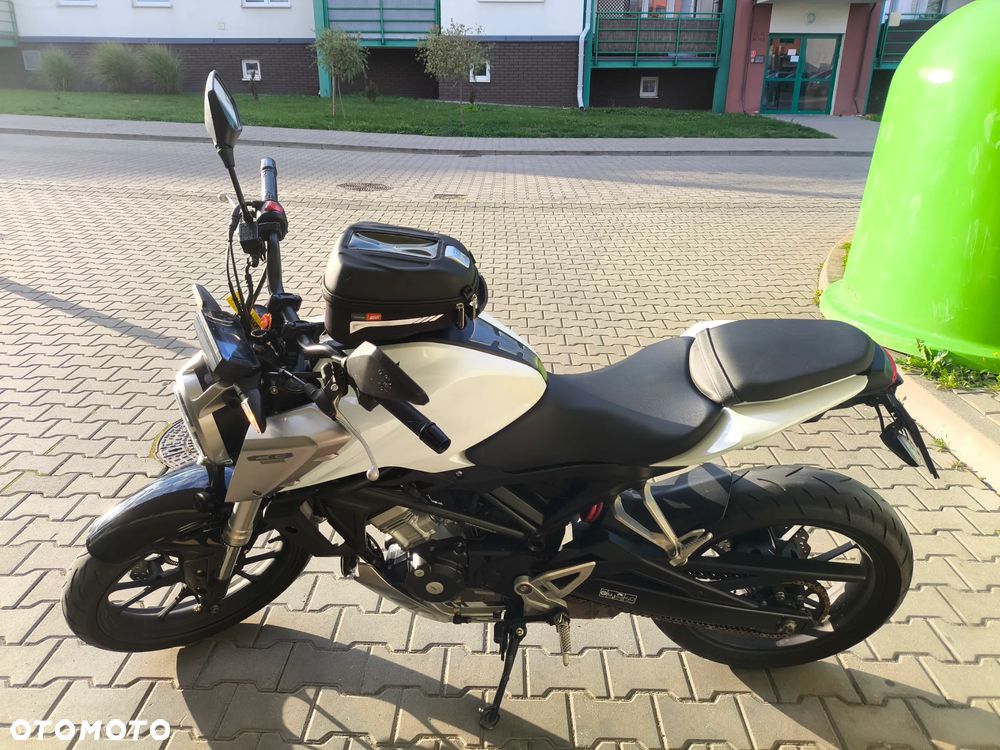 Honda CB - 8