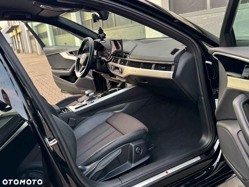 Audi A4 Avant 40 TDI quattro S tronic S line - 27