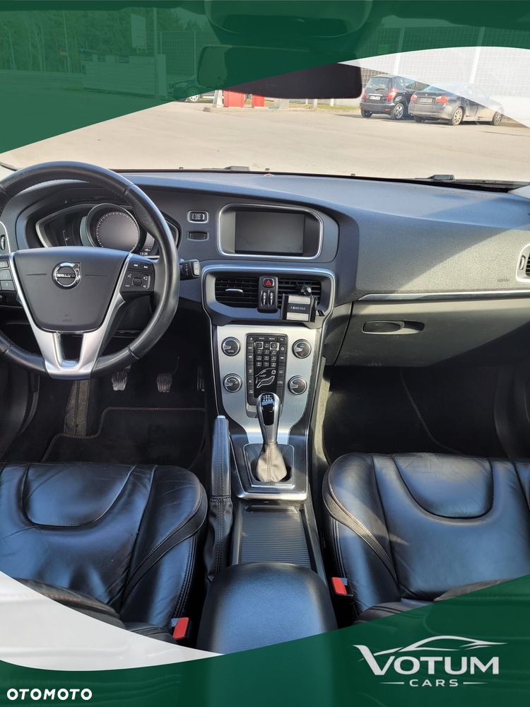 Volvo V40 D2 Ocean Race - 7