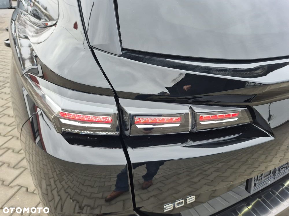 Peugeot 308 BlueHDi 130 EAT8 Allure Pack - 15