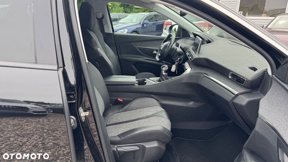 Peugeot 3008 BlueHDi 120 Stop & Start Allure - 29