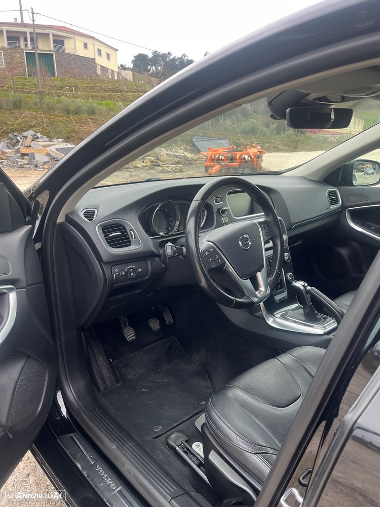 Volvo V40 D2 Momentum - 7