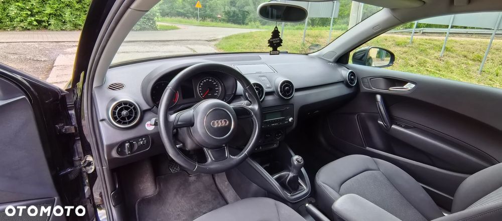 Audi A1 3-drzwiowe 1.4 TFSI admired - 10