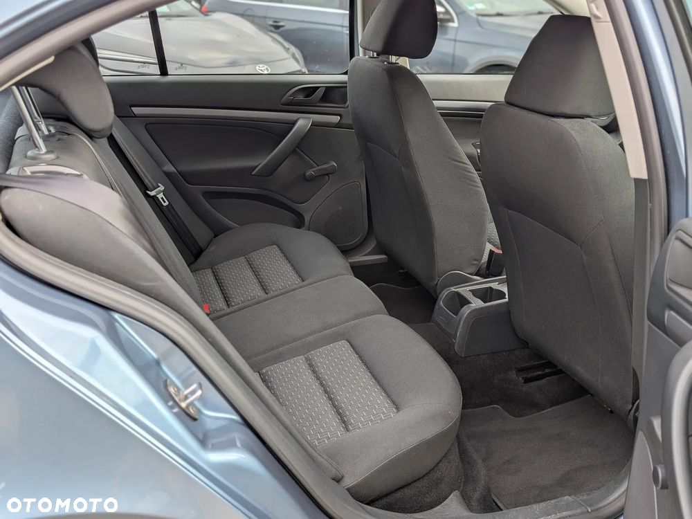 Skoda Octavia 1.4 - 16