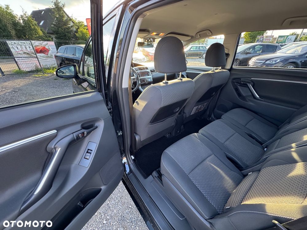 Toyota Verso 2.0 D-4D Prestige - 17
