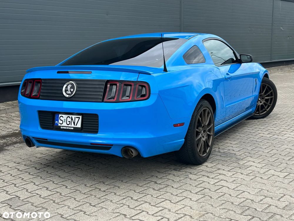 Ford Mustang 3.7 V6 - 10