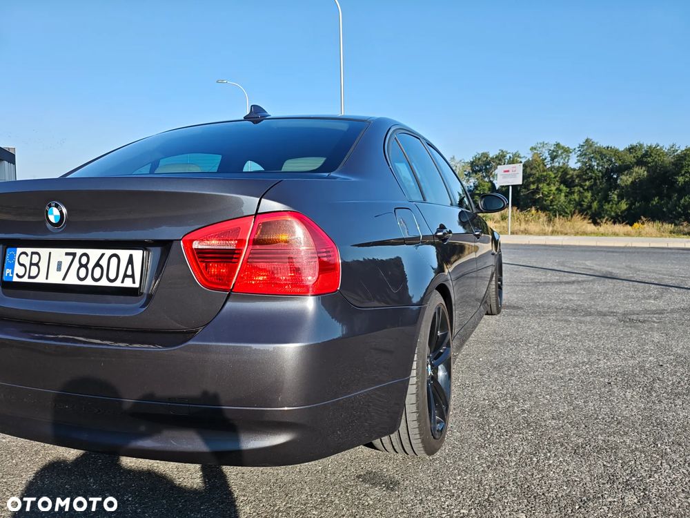 BMW Seria 3 330i - 6