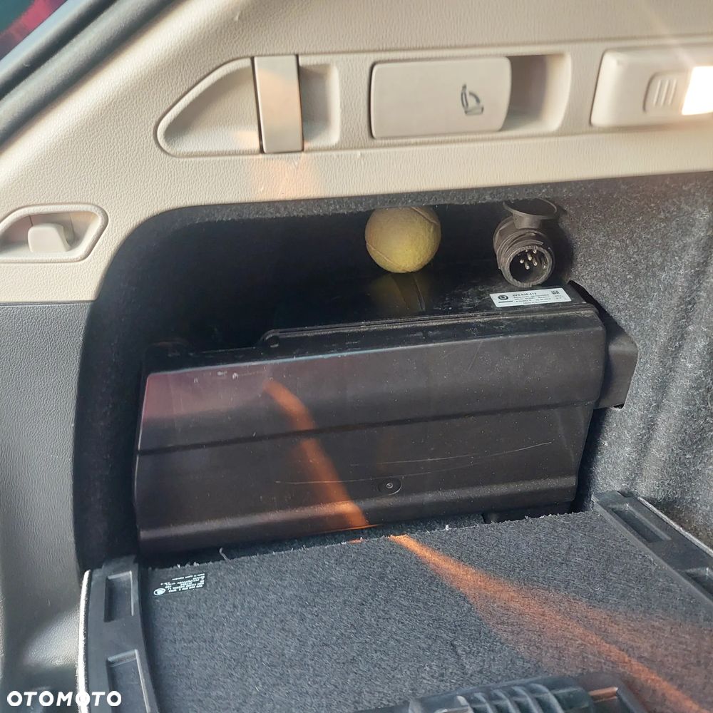 Skoda Superb 2.0 TDI DSG Premium Edition - 21