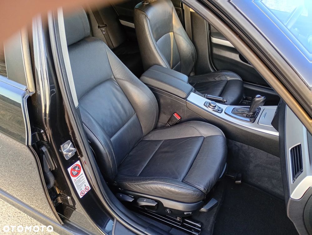 BMW Seria 3 320i Edition Exclusive - 23