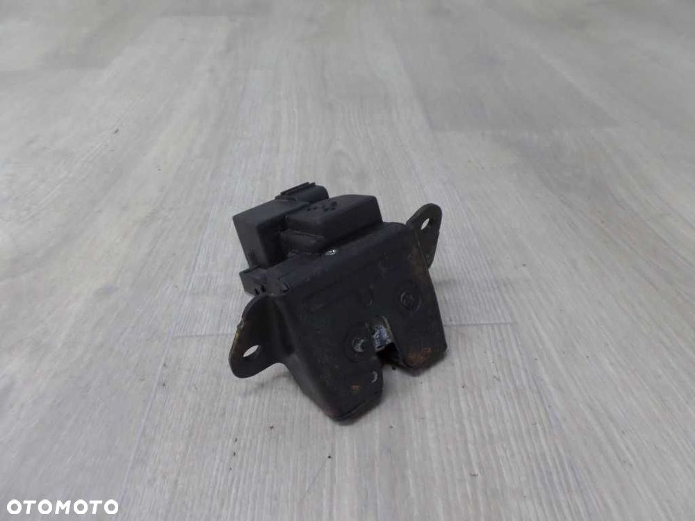 KIA CEE'D CEED LIFT ZAMEK KLAPY BAGAZNIKA 81230-1H000 09-12 - 1