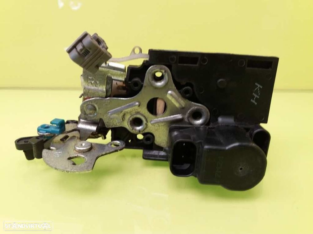 FECHADURA PORTA TRASEIRA DIREITA CHEVROLET LACETTI 2008 - 4