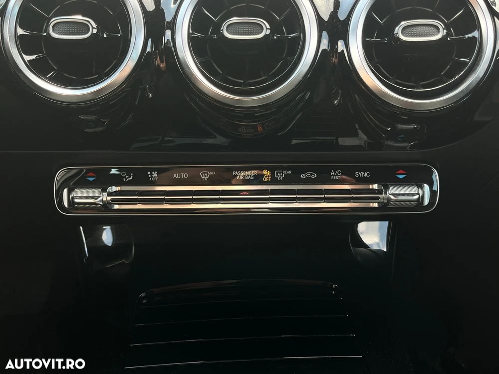 Mercedes-Benz A 200 - 24