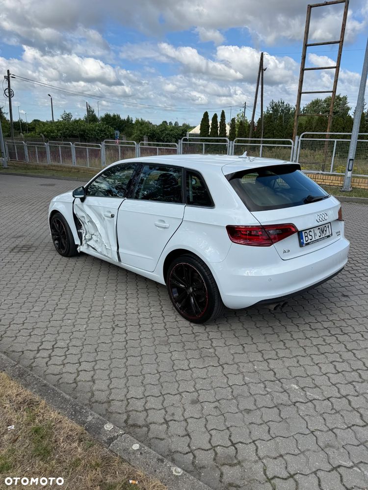 Audi A3 Sportback - 12