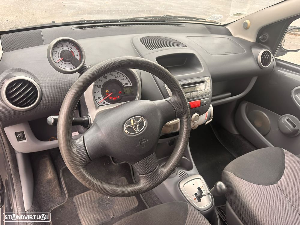 Toyota Aygo - 7