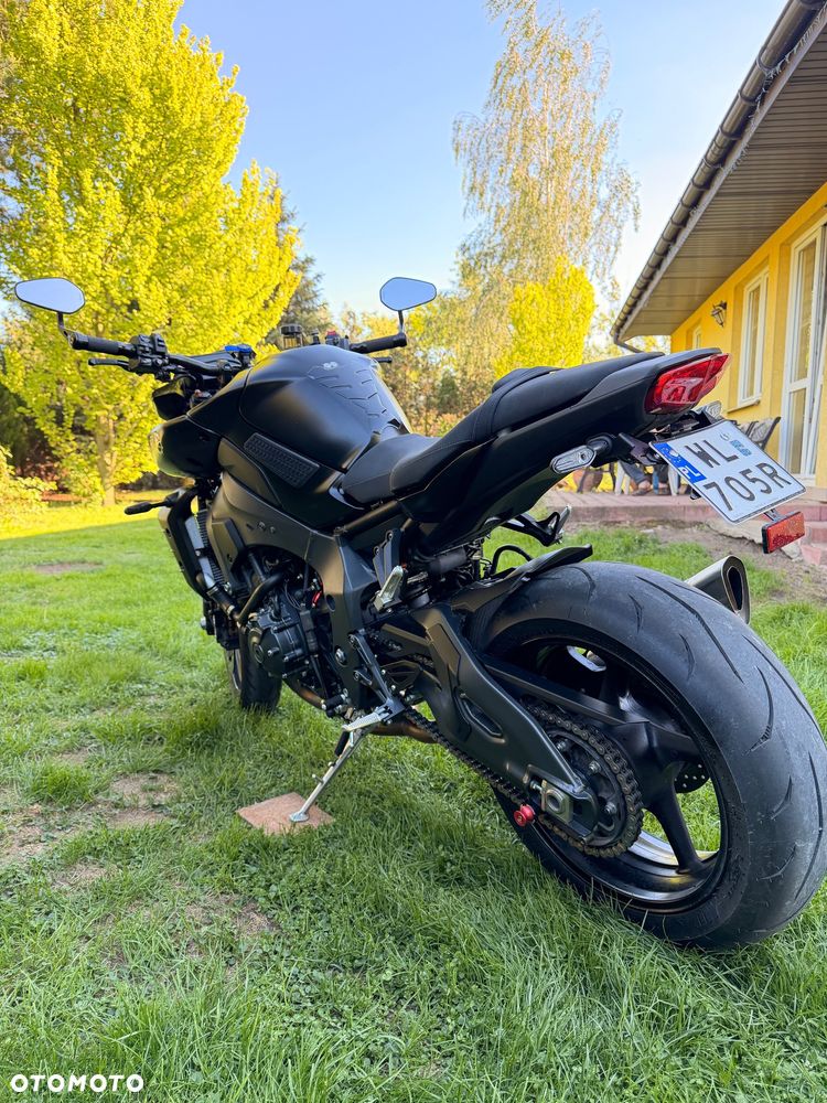 Yamaha MT - 9