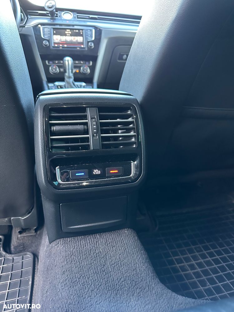 Volkswagen Passat 2.0 TDI SCR DSG Highline - 15