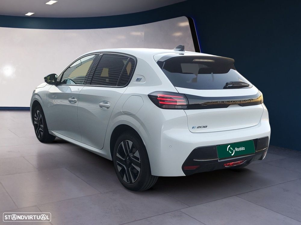 Peugeot e-208 - 8