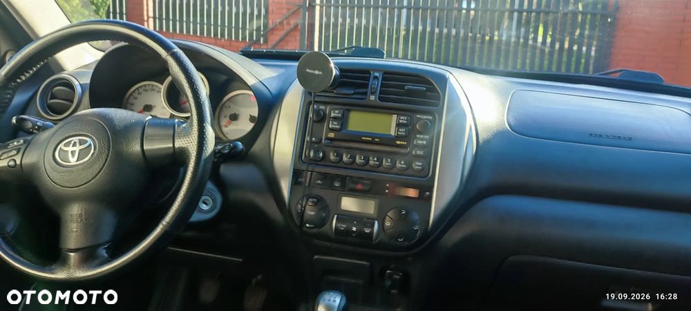 Toyota RAV4 2.0 VVT-i Sol - 5