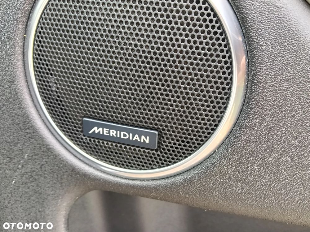 Land Rover Discovery Sport P300e R-Dynamic - 15