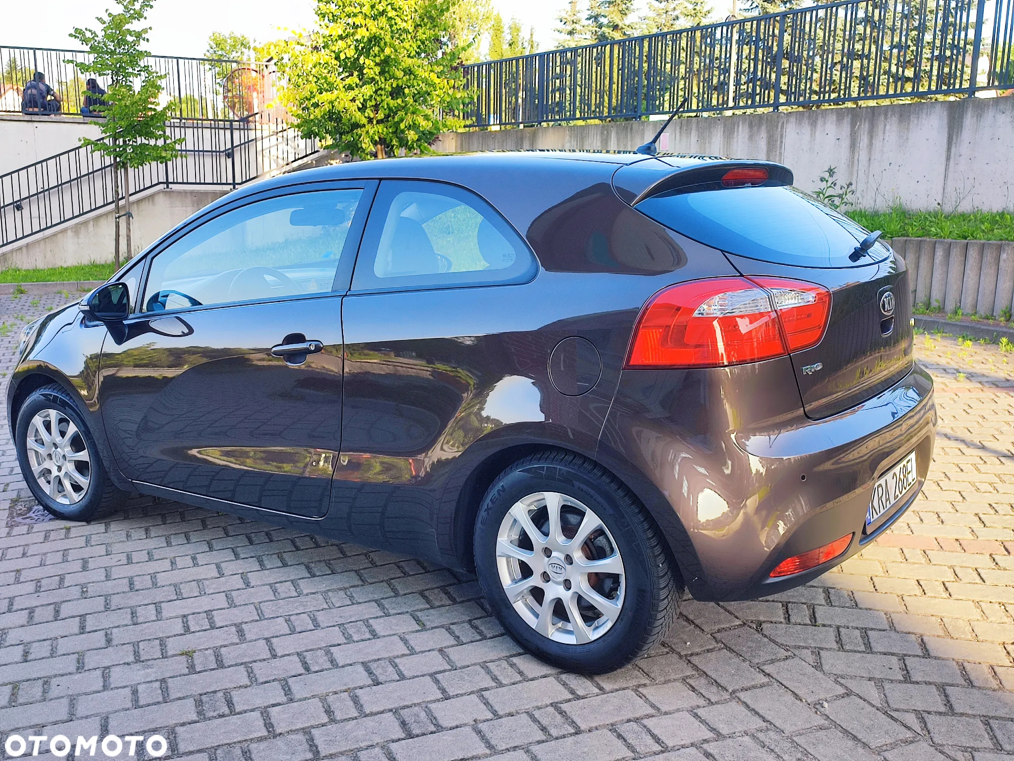 Kia Rio 1.4 Dream Team Edition - 3