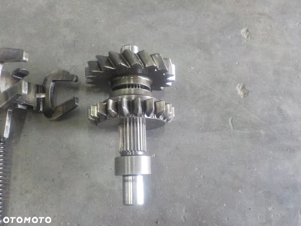 VW T4 1.9 2.4D BIEG WSTECZNY DJZ DQL - 2