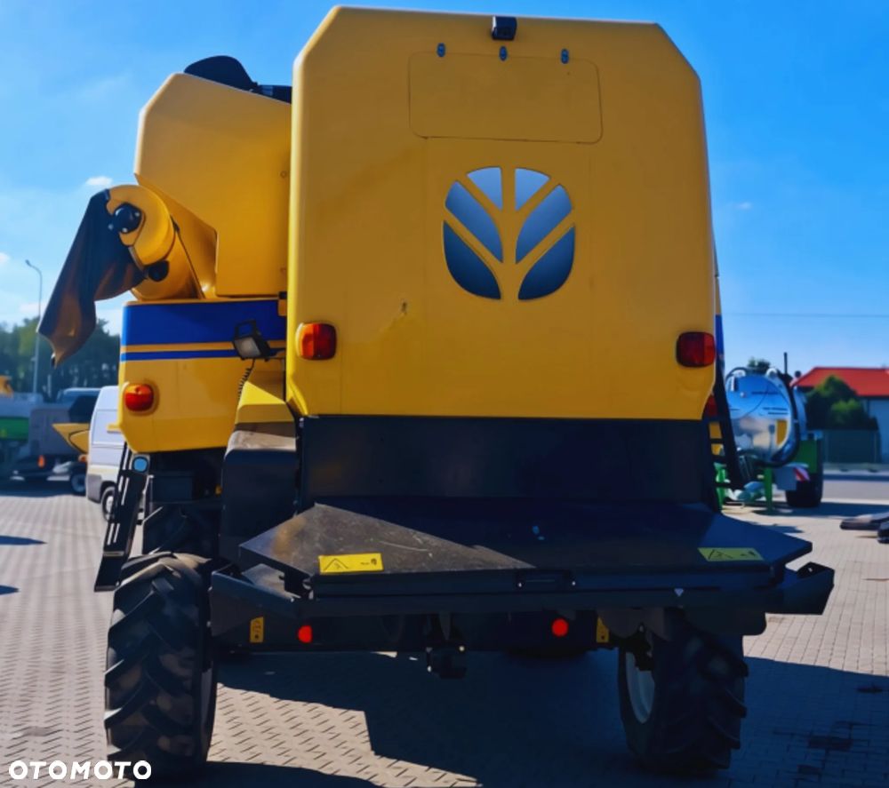 New Holland TC5.90 - 14