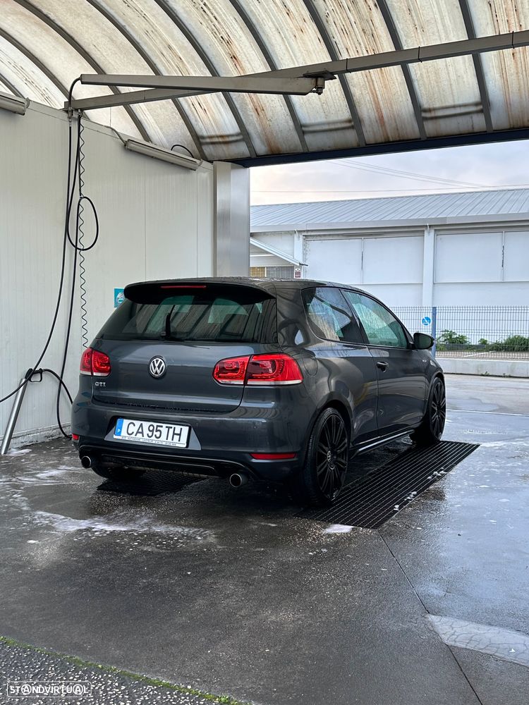 VW Golf 2.0 GTI DSG - 14