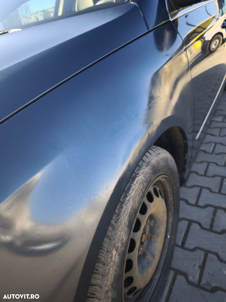 Volkswagen Passat - 16