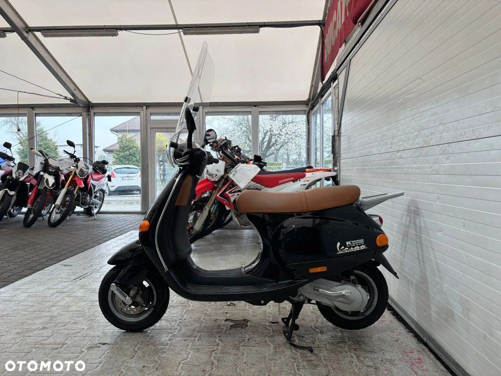 Piaggio Vespa - 23